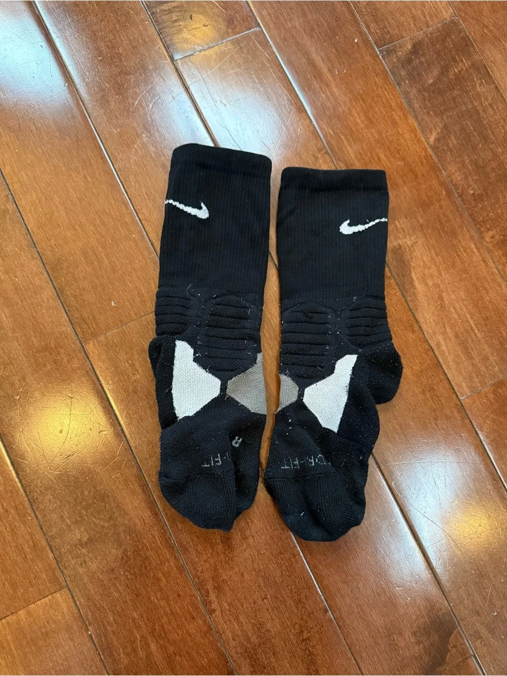 Youth Nike Black Dri-FIT Cushioned Crew Socks (1 Pair)